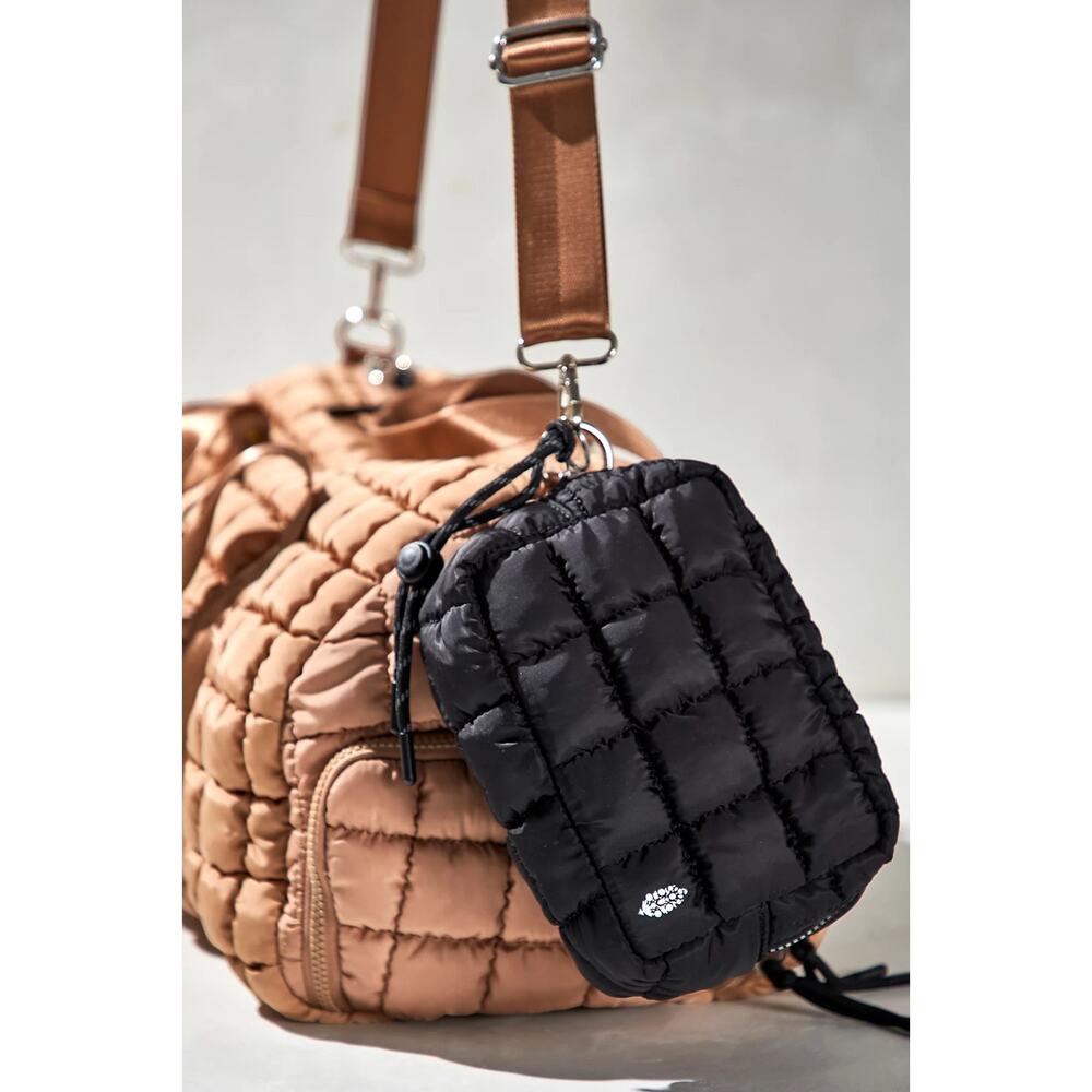 FP Movement Quilted Mini Case Zip Pouch Bag | Black | Ripstop Lining Lightweight